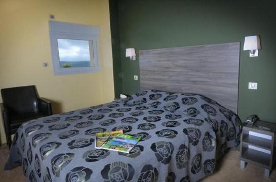 Logis Hôtel de la Tour Masseret Quarto foto
